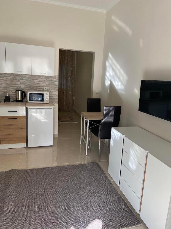 Ifos Apartments Szaloniki Kültér fotó